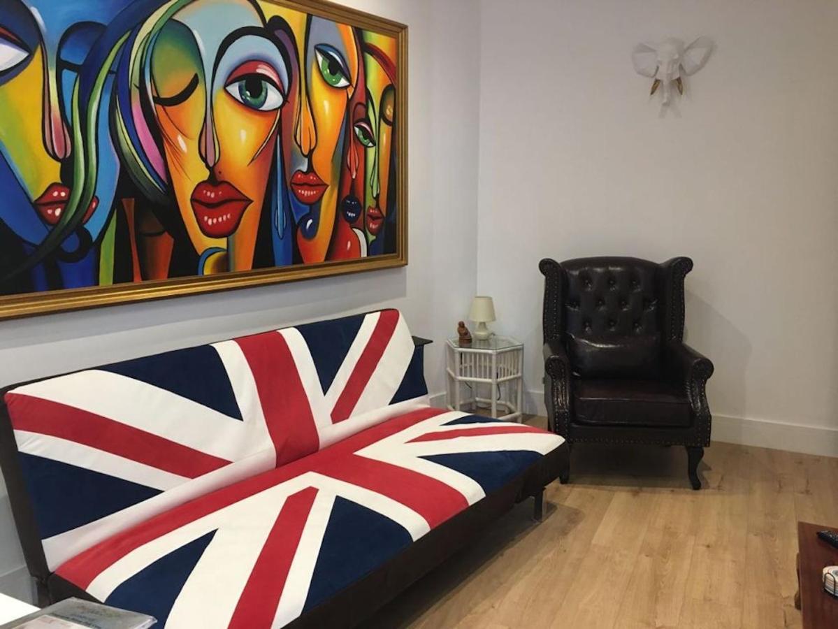 Apartamento Bagshot Pennyhill Camberley Ascot Luxury 2 Beds 1 Bath Sleeps 4 Pets Ok Permit Parking Exterior foto